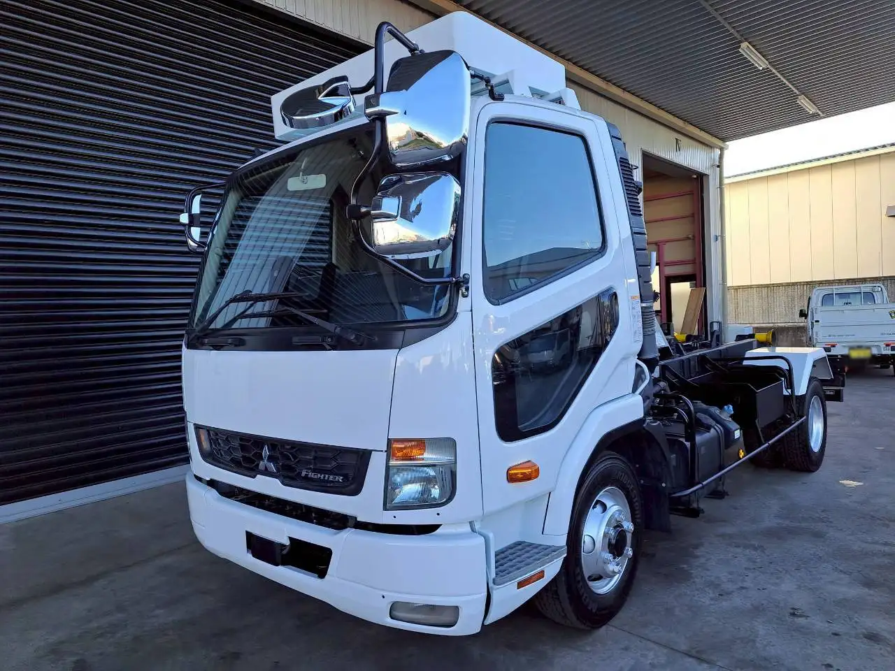 三菱 ファイター 中型/増トン アームロール ツインホイスト 2KG-FK72F の中古トラック【車両No.201395】