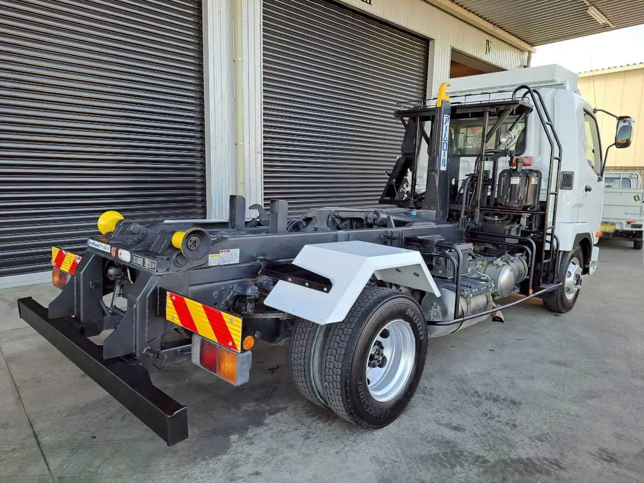 三菱 ファイター 中型/増トン アームロール ツインホイスト 2KG-FK72Fの中古トラック画像5