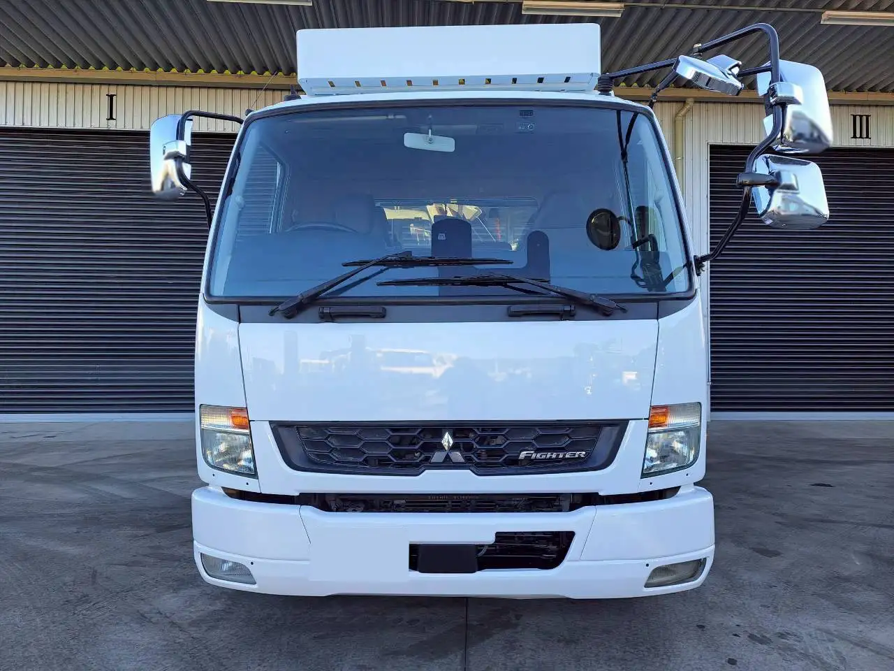 三菱 ファイター 中型/増トン アームロール ツインホイスト 2KG-FK72Fの中古トラック画像2