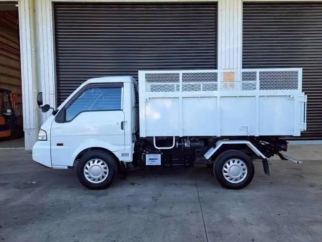 マツダ ボンゴ 小型 ダンプ 土砂禁 DBF-SLP2Tの中古トラック画像8