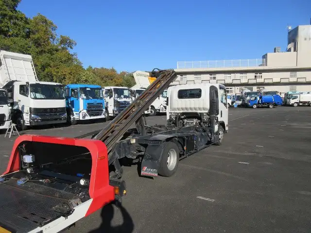 いすゞ エルフ 小型 車両重機運搬 ラジコン ウインチの中古トラック画像4