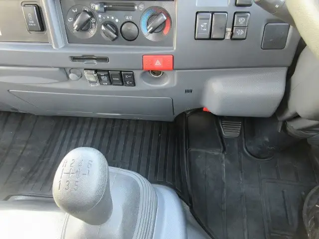 いすゞ エルフ 小型 車両重機運搬 ラジコン ウインチの中古トラック画像14