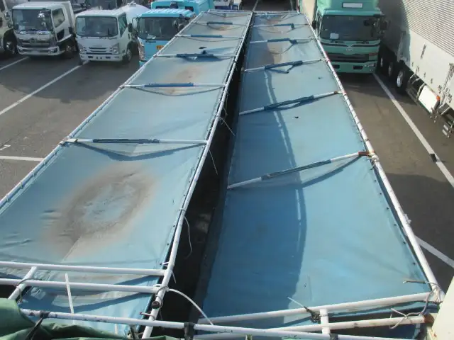 いすゞ ギガ 大型 ダンプ 土砂禁 ステンレス張りの中古トラック画像9