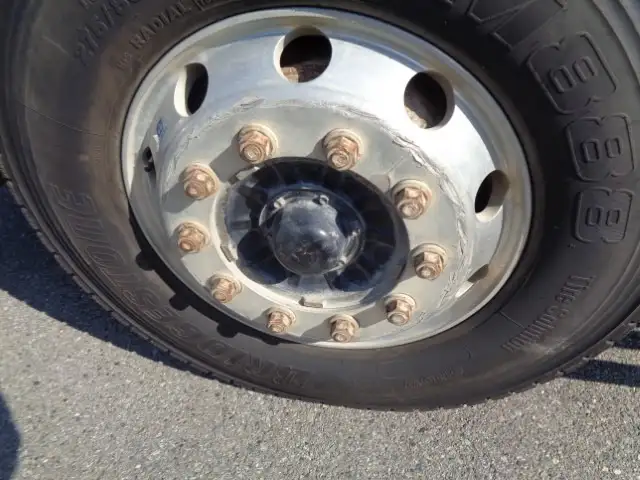 いすゞ ギガ 大型 ダンプ 土砂禁 ステンレス張りの中古トラック画像像17