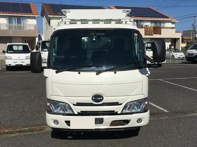 日野 デュトロ 小型 パッカー車 プレス式 2RG-XZU605Xの中古トラック画像2