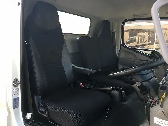 三菱 キャンター 小型 車両重機運搬 ラジコン ウインチの中古トラック画像11