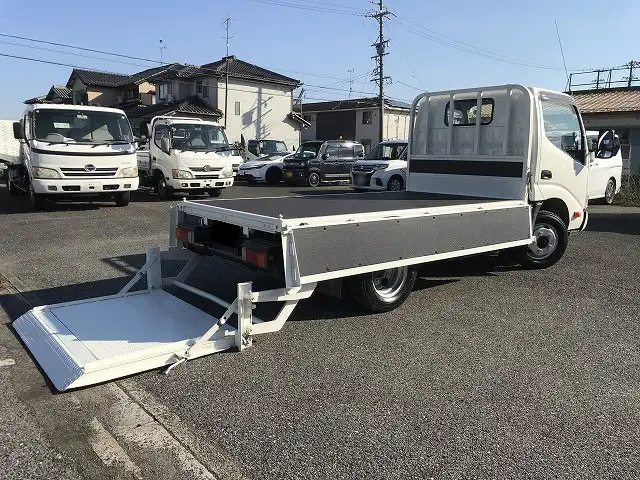日野 デュトロ 小型 平ボディ パワーゲート TKG-XZC605Mの中古トラック画像7