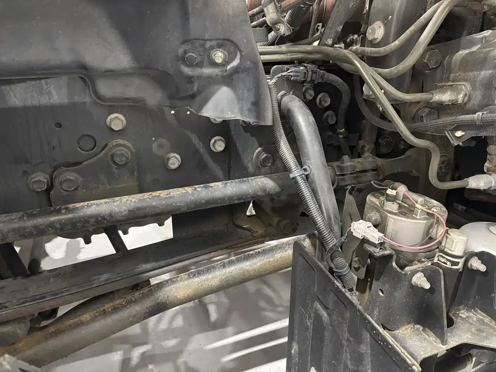 日野 プロフィア 大型 ウイング パワーゲート ベッドの中古トラック画像16