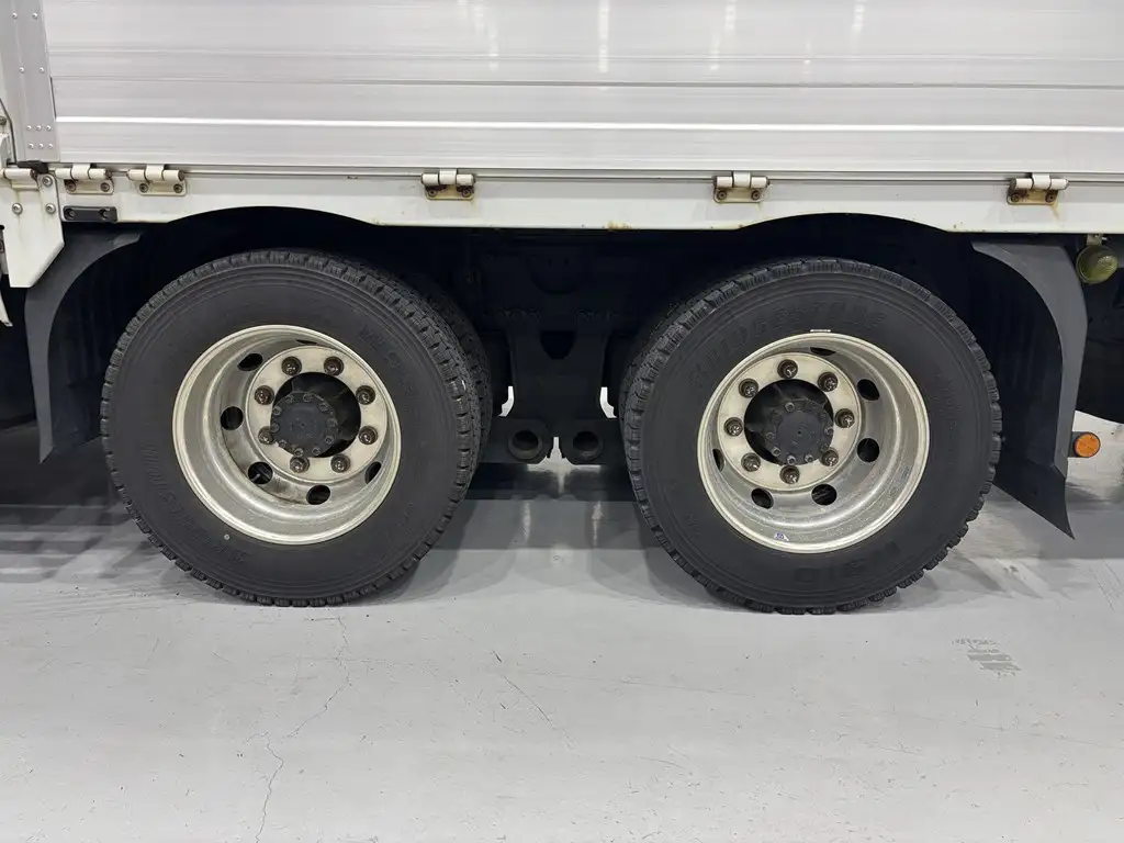 日野 プロフィア 大型 ウイング パワーゲート ベッドの中古トラック画像20