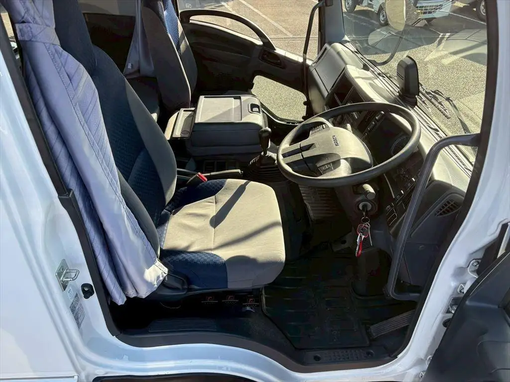 いすゞ フォワード 中型/増トン クレーン付 4段 ラジコンの中古トラック画像12