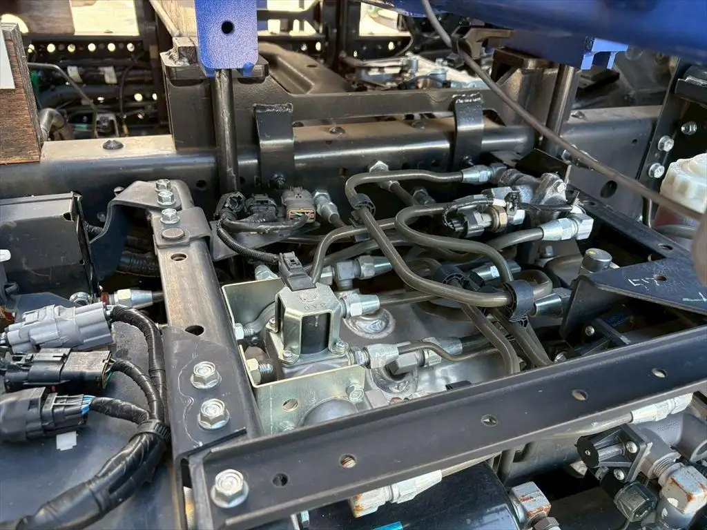 いすゞ フォワード 中型/増トン クレーン付 4段 ラジコンの中古トラック画像16