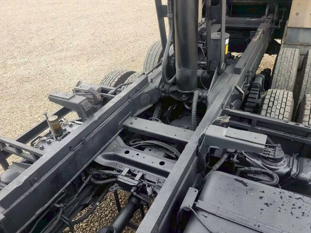 日野 プロフィア 大型 ダンプ 土砂禁 ステンレス張りの中古トラック画像16