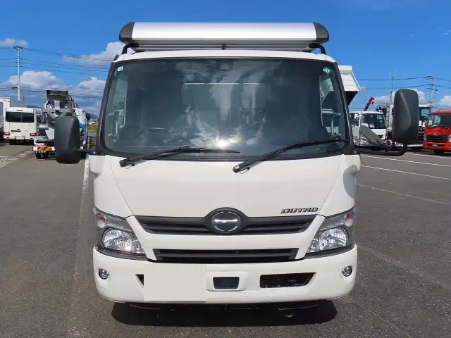 日野 デュトロ 小型 平ボディ 2KG-XZU710M H30の中古トラック画像2