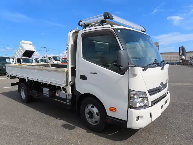 日野 デュトロ 小型 平ボディ 2KG-XZU710M H30の中古トラック画像3