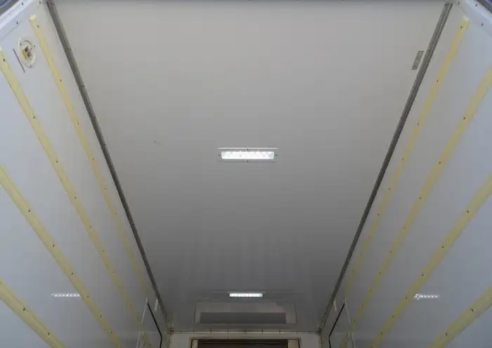 いすゞ エルフ 小型 冷凍冷蔵 中温 スタンバイの中古トラック画像8