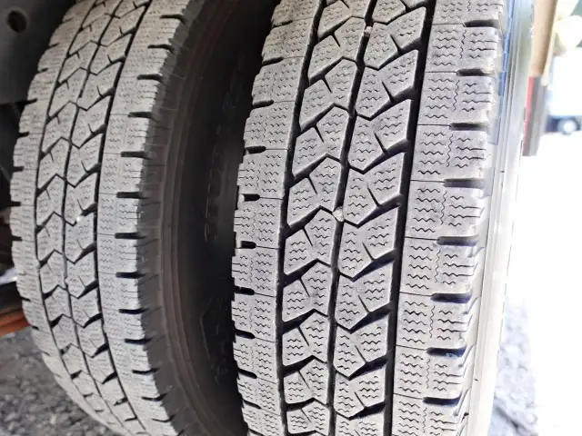 いすゞ エルフ 小型 冷凍冷蔵 中温 パワーゲートの中古トラック画像20