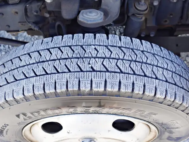 いすゞ エルフ 小型 冷凍冷蔵 中温 パワーゲートの中古トラック画像19