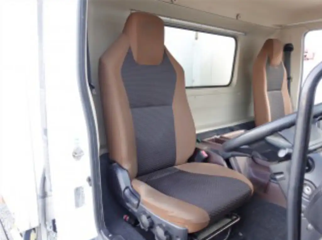 日野 レンジャー 中型/増トン 冷凍冷蔵 低温 パワーゲートの中古トラック画像9