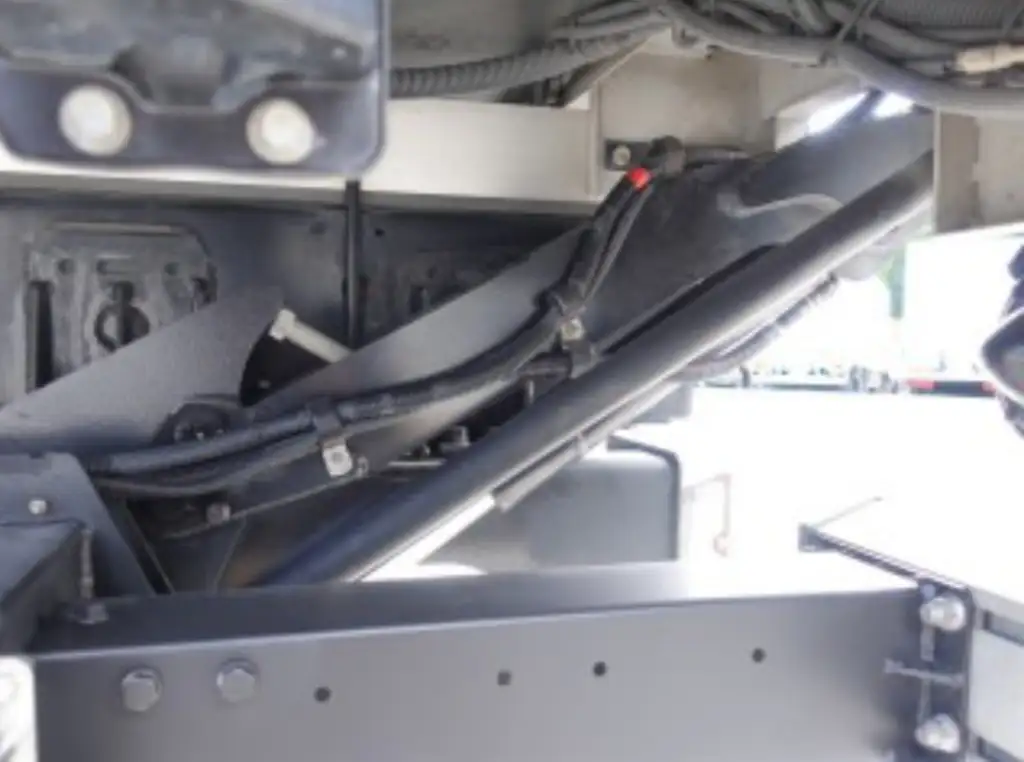 日野 レンジャー 中型/増トン ウイング パワーゲート エアサスの中古トラック画像16