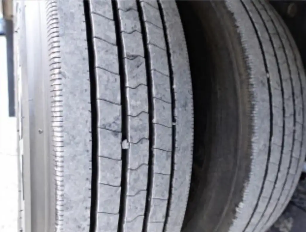 日野 レンジャー 中型/増トン ウイング パワーゲート エアサスの中古トラック画像20