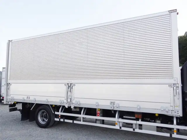 日野 レンジャー 中型/増トン ウイング パワーゲート ベッドの中古トラック画像3