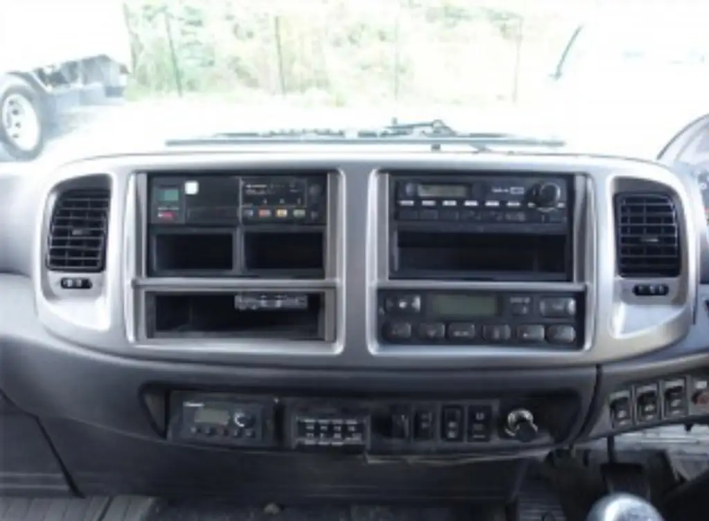 日野 レンジャー 中型/増トン ウイング パワーゲート ベッドの中古トラック画像12