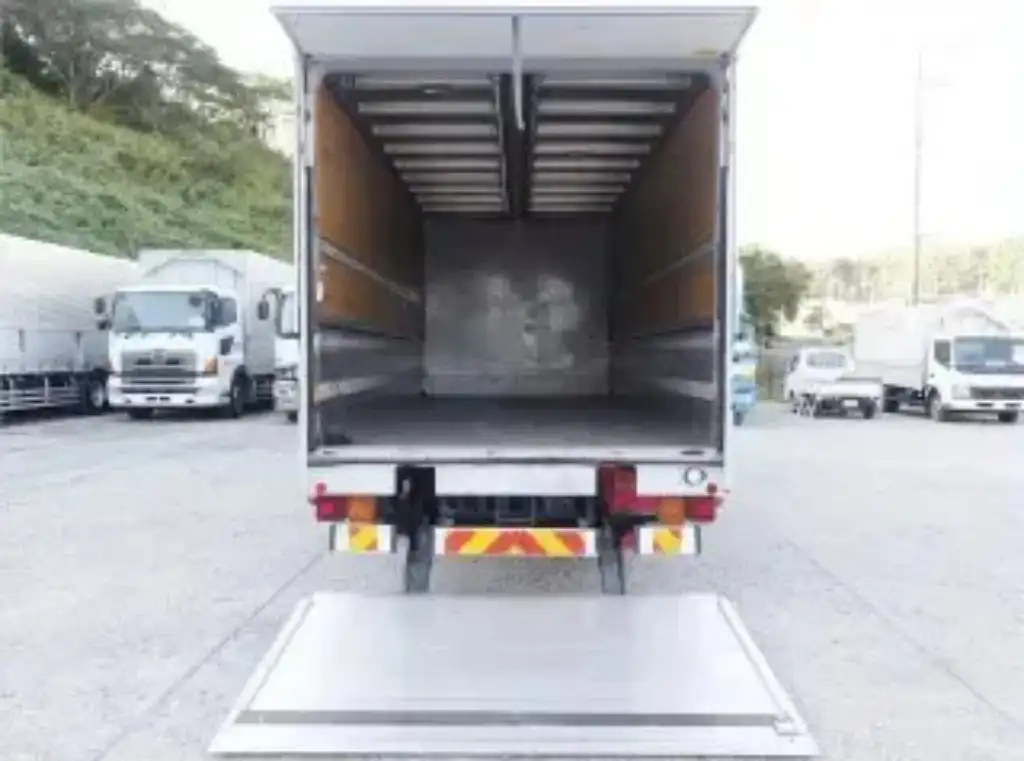 いすゞ フォワード 中型/増トン ウイング パワーゲート ベッドの中古トラック画像6