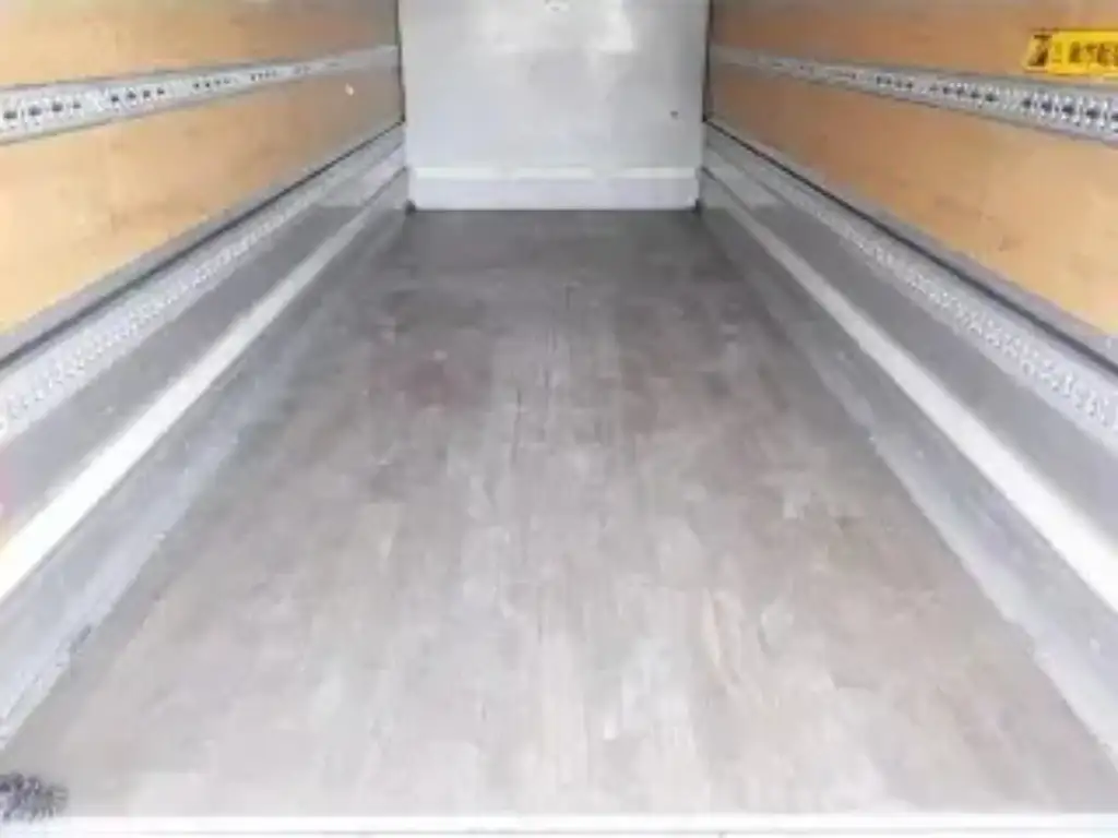 いすゞ フォワード 中型/増トン ウイング パワーゲート ベッドの中古トラック画像8