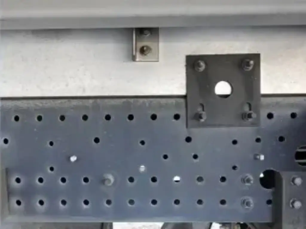 いすゞ フォワード 中型/増トン ウイング パワーゲート ベッドの中古トラック画像18