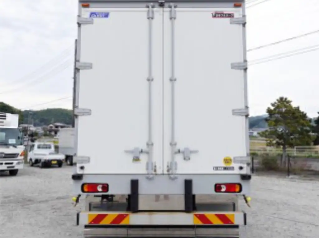 日産UD クオン 大型 ウイング ハイルーフ エアサスの中古トラック画像4