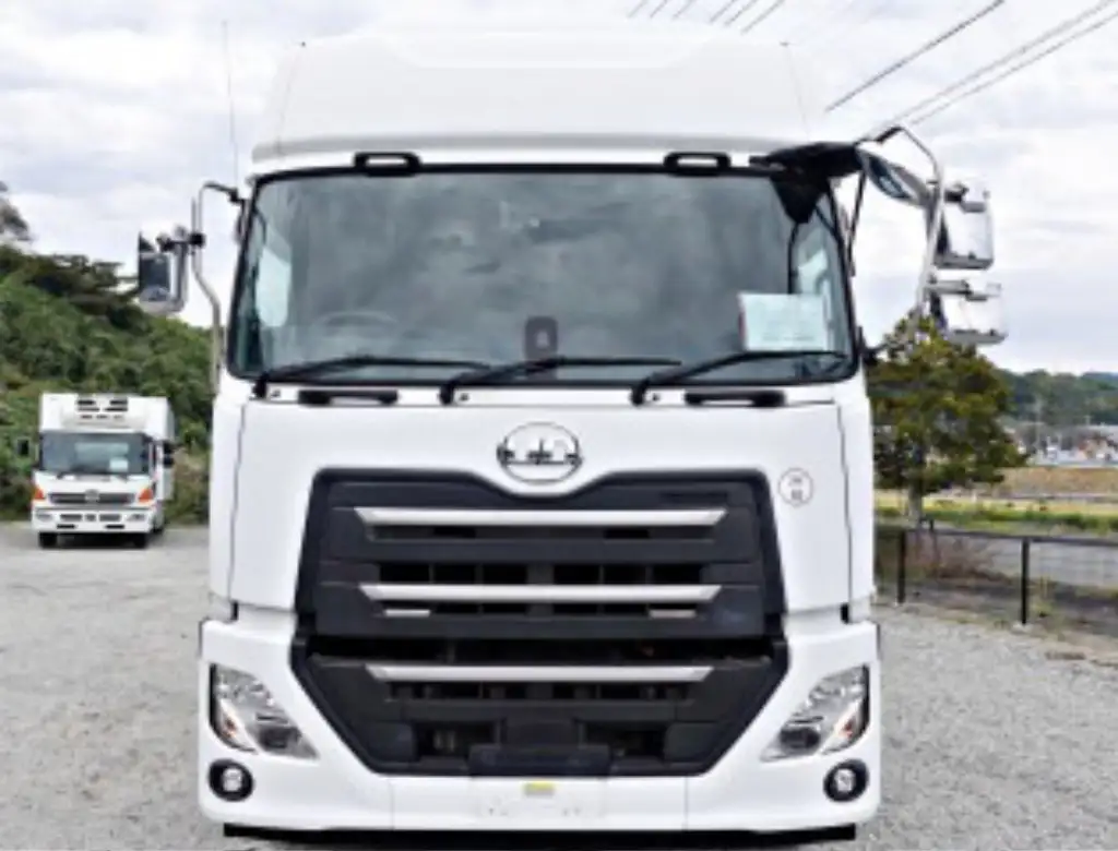 日産UD クオン 大型 ウイング ハイルーフ エアサスの中古トラック画像2