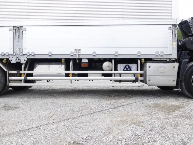 日産UD クオン 大型 ウイング ハイルーフ エアサスの中古トラック画像16