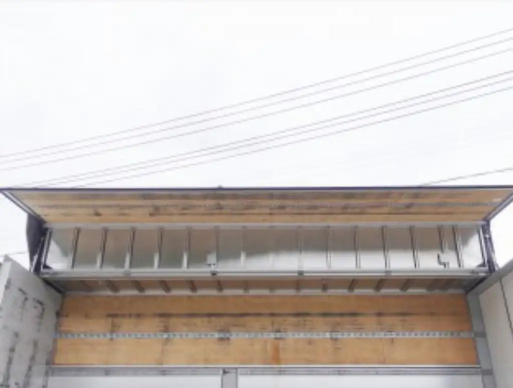 日産UD クオン 大型 ウイング ハイルーフ エアサスの中古トラック画像6