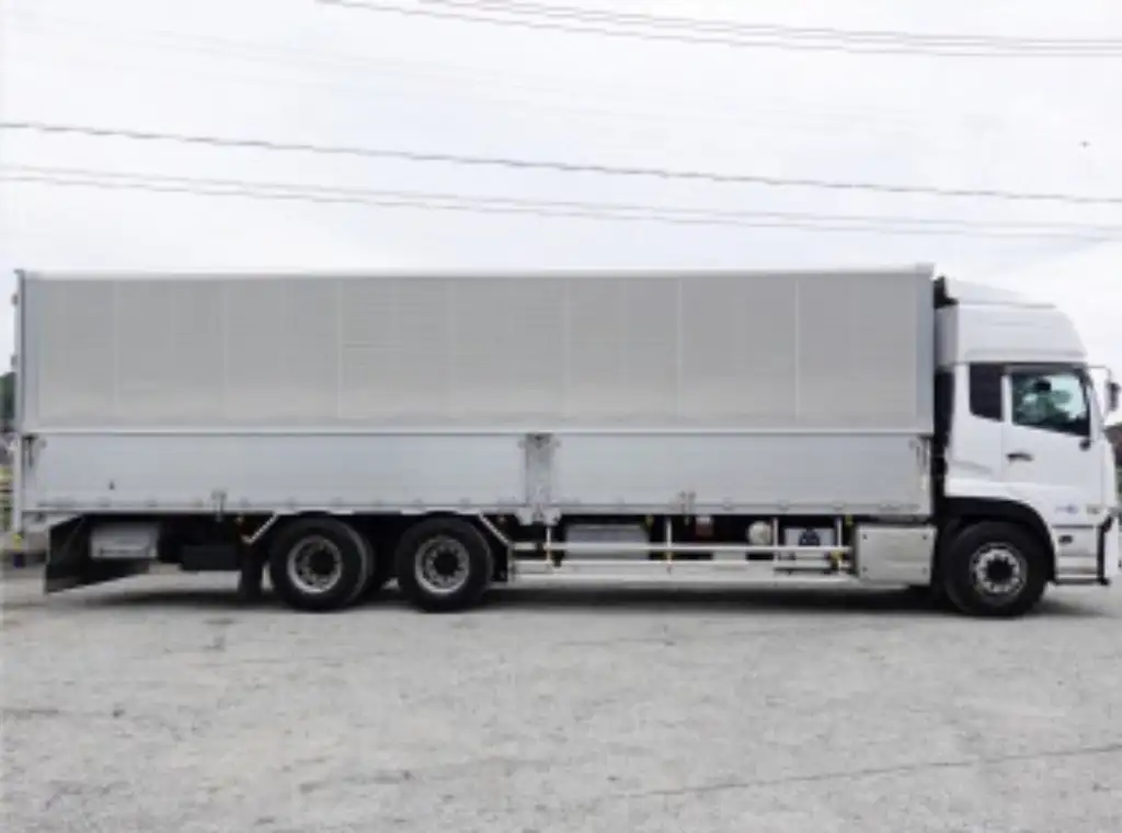日産UD クオン 大型 ウイング ハイルーフ エアサスの中古トラック画像3