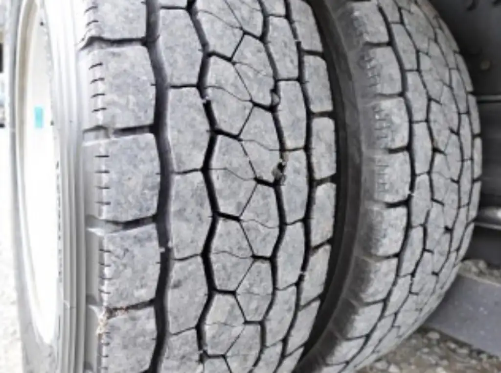 日野 レンジャー 中型/増トン 冷凍冷蔵 低温 パワーゲートの中古トラック画像20