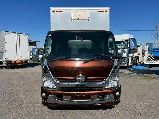 日野 デュトロ 小型 アルミバン サイドドア TKG-XZU710Mの中古トラック画像2