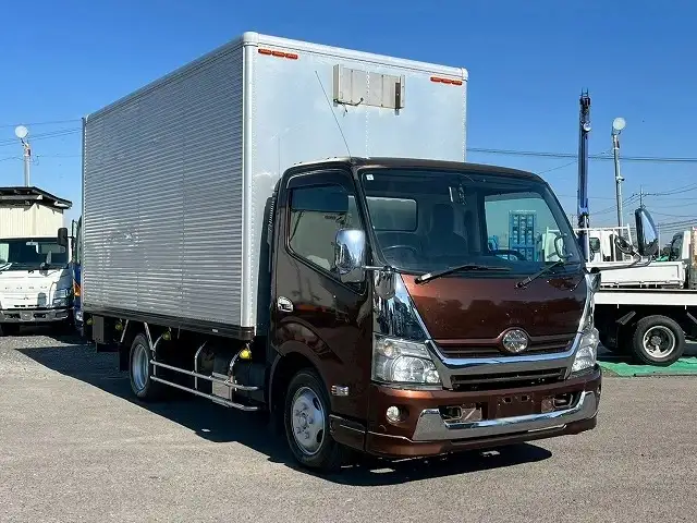 日野 デュトロ 小型 アルミバン サイドドア TKG-XZU710Mの中古トラック画像3