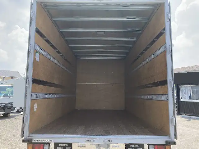 いすゞ エルフ 小型 アルミバン 2RG-NPR88AN R3の中古トラック画像5