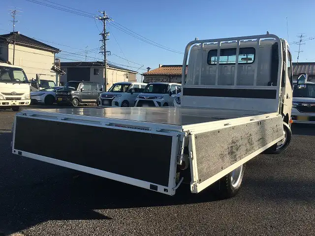 日野 デュトロ 小型 平ボディ 床鉄板 TKG-XZU700Mの中古トラック画像7