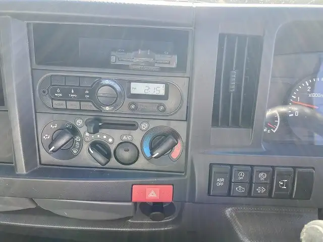 いすゞ エルフ 小型 平ボディ TRG-NJR85A H27の中古トラック画像13