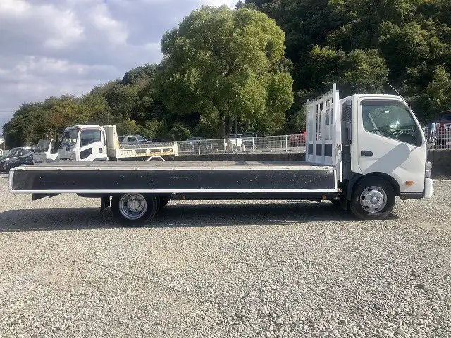 トヨタ ダイナ 小型 平ボディ TKG-XZU730 H27の中古トラック画像6