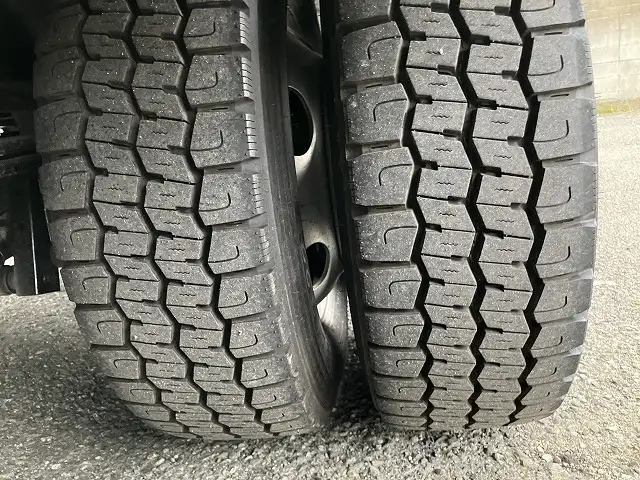 いすゞ エルフ 小型 アルミバン パワーゲート サイドドアの中古トラック画像20