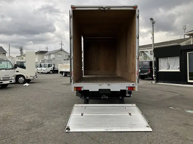 いすゞ エルフ 小型 アルミバン パワーゲート サイドドアの中古トラック画像9