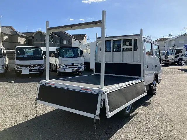 いすゞ エルフ 小型 平ボディ Wキャブ 2RG-NJR88Aの中古トラック画像6