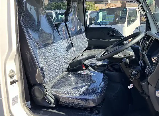 いすゞ エルフ 小型 平ボディ Wキャブ 2RG-NJR88Aの中古トラック画像10