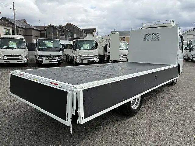 三菱 キャンター 小型 平ボディ 2RG-FEA20 R2の中古トラック画像6