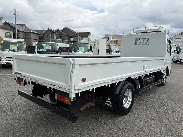 三菱 キャンター 小型 平ボディ 2RG-FEA20 R2の中古トラック画像3