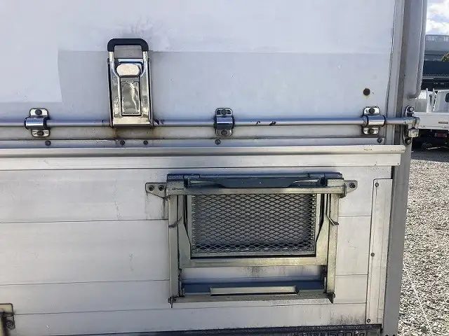 いすゞ エルフ 小型 アルミバン BKG-NHR85AN H22の中古トラック画像9