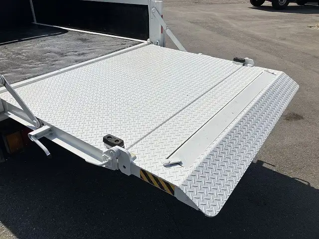 いすゞ エルフ 小型 平ボディ Wキャブ パワーゲートの中古トラック画像8