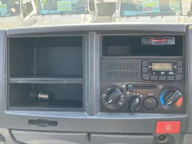 いすゞ エルフ 小型 平ボディ Wキャブ パワーゲートの中古トラック画像13